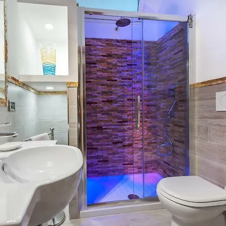 Domus Patrizia Romana Apartament